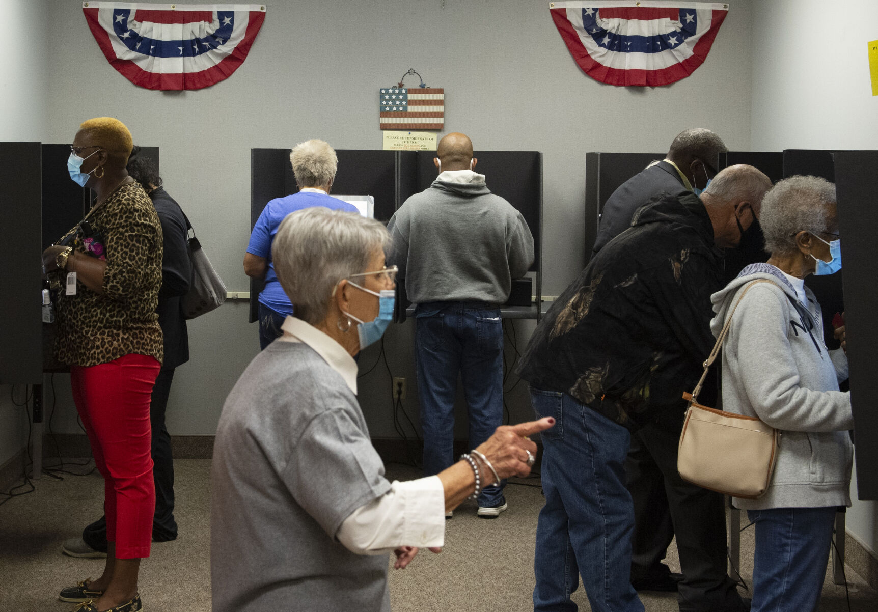 ACA.earlyvoting014.101720.jpg